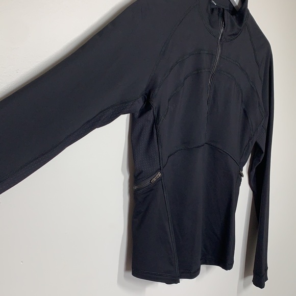 Lululemon jacket black slim fitting - Picture 2 of 4